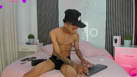 Lucas online show from July 28, 5:03 am