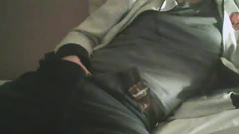 lucaskalu online show from December 6, 12:49 pm