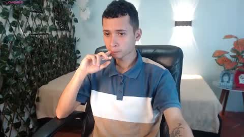 LucassSmith11 online show from January 11, 11:59 am