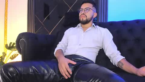 Snapshot of lucca_mallard chatting on June 22, 12:35 pm Lucca IG Luccamallard online show from June 22, 12:35 pm