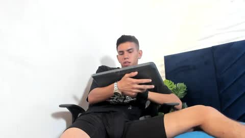 Lucca Moreti online show from March 27, 8:26 am