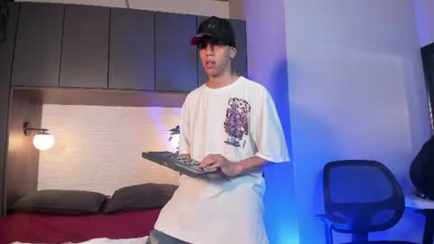 Lucca Moreti online show from July 13, 3:53 am