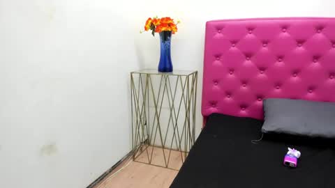 lucia78shy online show from March 12, 11:53 am