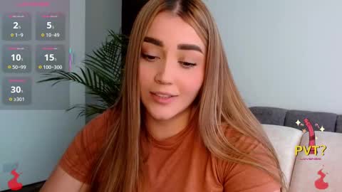 lucia star  online show from October 16, 9:05 pm