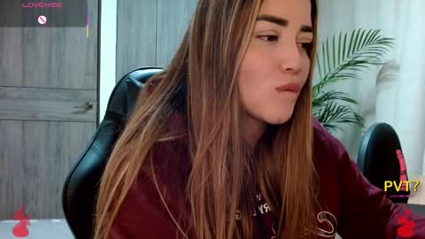 lucia star  online show from February 14, 3:53 pm