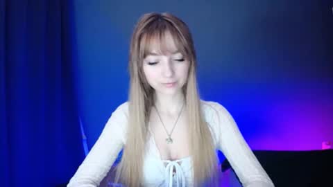 Lucy online show from February 28, 7:35 pm