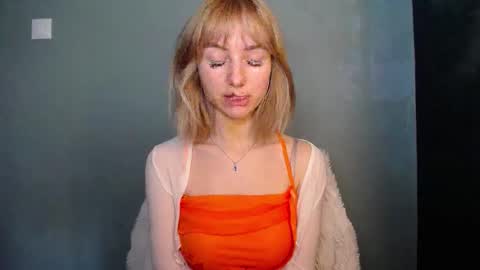 Lucy online show from March 5, 1:40 pm