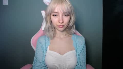 Lucy online show from March 28, 1:22 pm