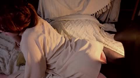 Lucia online show from December 13, 7:53 pm