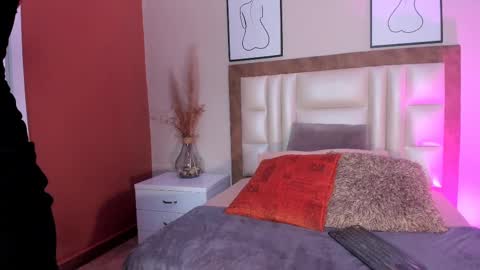 LuciaFerrero online show from January 21, 9:46 pm