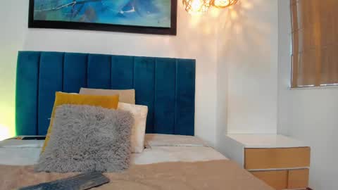 LuciaFerrero online show from March 5, 6:34 pm