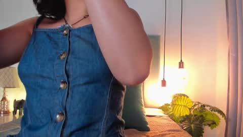 LuciaFerrero online show from March 7, 12:12 pm