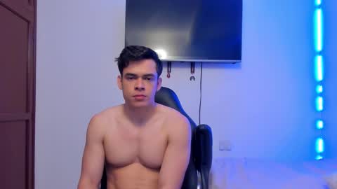 Lucian Gomez online show from October 1, 6:36 pm