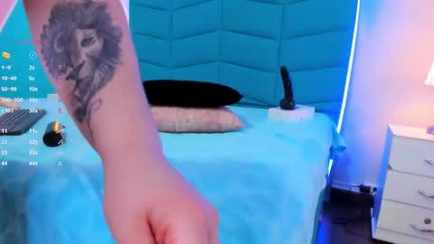 Snapshot of luciana_brown_ chatting on January 22, 8:17 pm luciana_brown_ online show from January 22, 8:17 pm
