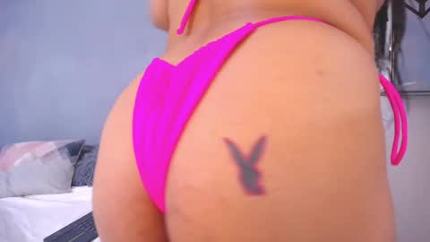 Luciana  online show from October 17, 5:48 pm