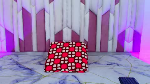 instagram luciana417  online show from October 21, 3:07 am