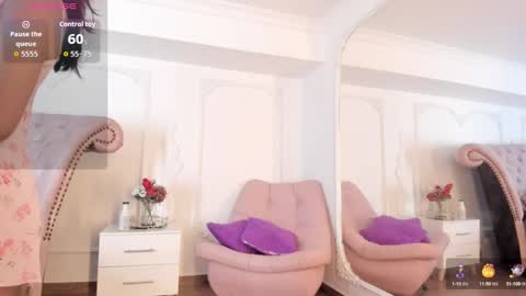 Snapshot of luciana_roa chatting on September 29, 8:35 pm Luciana online show from September 29, 8:35 pm