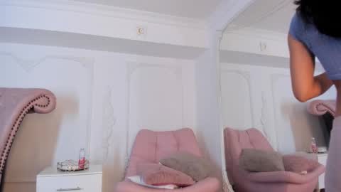 Snapshot of luciana_roa chatting on October 18, 8:31 pm Luciana online show from October 18, 8:31 pm