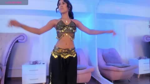 Snapshot of luciana_roa chatting on October 25, 8:58 pm Luciana online show from October 25, 8:58 pm