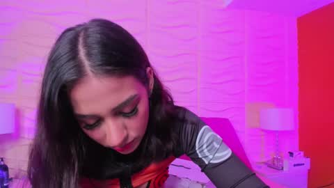 Snapshot of lucianacarter chatting on February 11, 4:55 am online show from February 11, 4:55 am