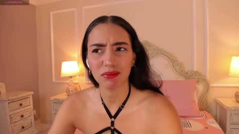 Snapshot of lucianacarter chatting on October 23, 4:12 am online show from October 23, 4:12 am