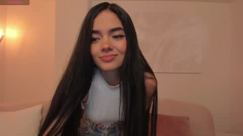 Snapshot of lucianamiller_ chatting on January 9, 3:04 am Luciana Miller online show from January 9, 3:04 am