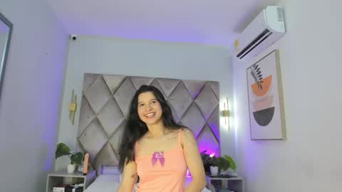 Luci  online show from March 10, 11:42 am