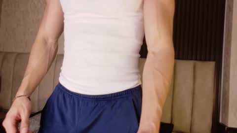 Luciano online show from September 18, 10:56 pm