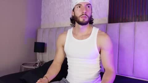 Luciano online show from September 25, 10:57 pm