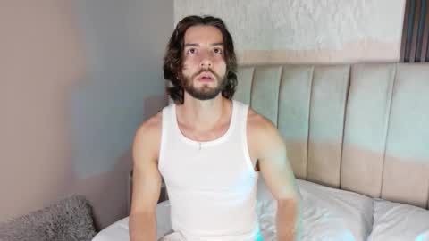 Luciano online show from October 5, 10:07 pm