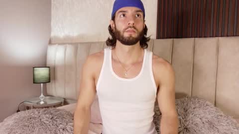 Luciano online show from October 19, 10:21 pm