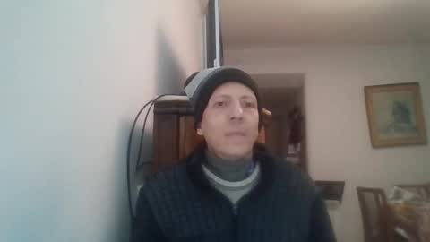 Luciano online show from May 21, 9:33 pm
