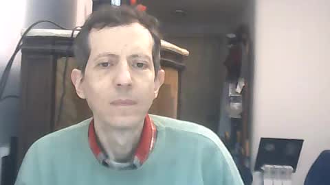 Snapshot of lucianoaxel chatting on June 21, 1:41 am Luciano online show from June 21, 1:41 am