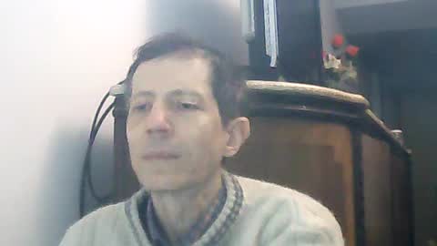 Snapshot of lucianoaxel chatting on July 20, 12:36 am Luciano online show from July 20, 12:36 am