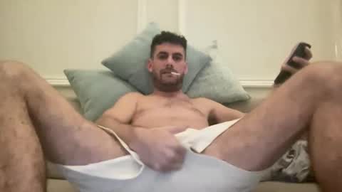 Snapshot of lucianopc chatting on February 4, 2:17 am lucianopc online show from February 4, 2:17 am