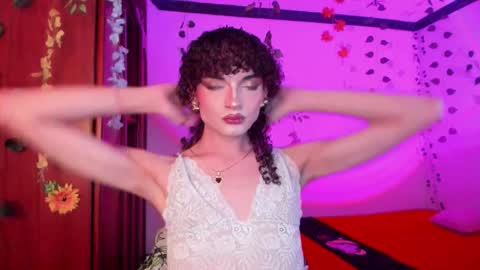 Snapshot of lucianromeo17 chatting on March 5, 2:51 am Lucy or Lucian 3 Come to my social Links3 online show from March 5, 2:51 am