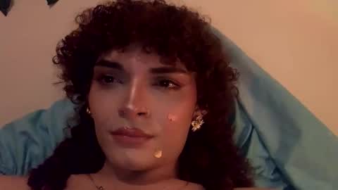 Snapshot of lucianromeo17 chatting on March 11, 6:08 am Lucy or Lucian 3 Come to my social Links3 online show from March 11, 6:08 am