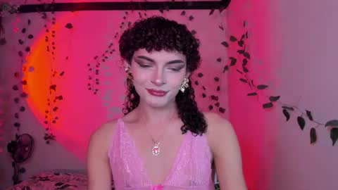 Lucy or Lucian 3 Come to my social Links3   online show from July 22, 6:27 am