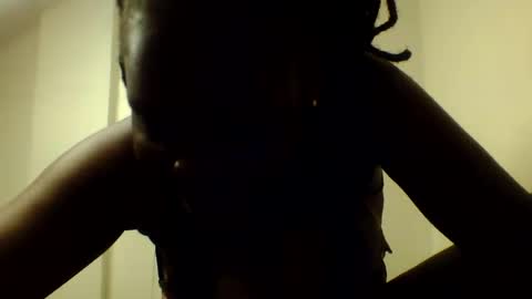 luciaresa online show from June 19, 8:51 am