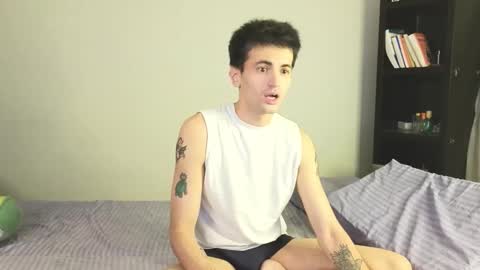 Snapshot of lucidangelok chatting on October 5, 6:56 am Angelok online show from October 5, 6:56 am