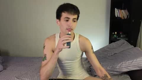 Snapshot of lucidangelok chatting on October 14, 1:23 pm Angelok online show from October 14, 1:23 pm