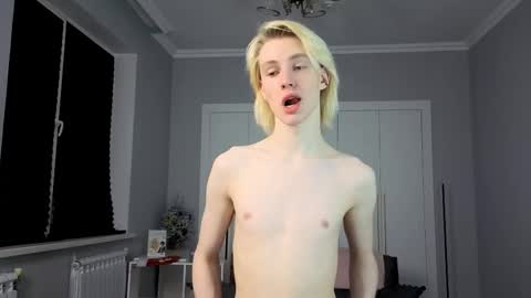 Angelok online show from March 12, 1:17 pm