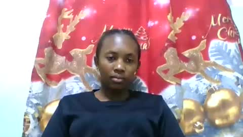 lucie196645 online show from June 10, 7:13 pm