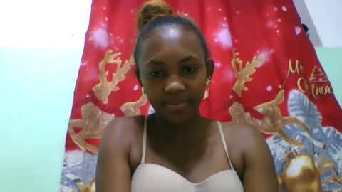 lucie196645 online show from June 13, 6:22 am