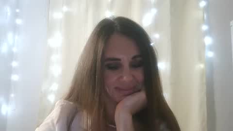 Snapshot of luciemack chatting on October 4, 7:56 pm LucieMack online show from October 4, 7:56 pm