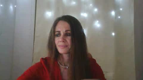 Snapshot of luciemack chatting on October 25, 6:57 pm LucieMack online show from October 25, 6:57 pm