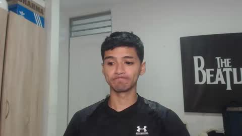 Snapshot of lucifferr_ chatting on February 10, 3:13 am leonel online show from February 10, 3:13 am