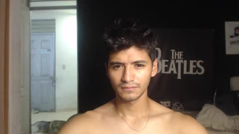 Snapshot of lucifferr_ chatting on September 18, 12:34 am leonel online show from September 18, 12:34 am