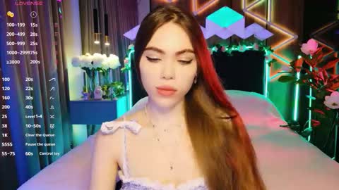 MimiFors online show from September 9, 4:28 pm