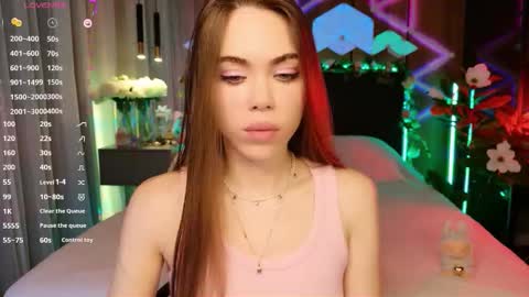 MimiFors online show from November 1, 3:36 pm